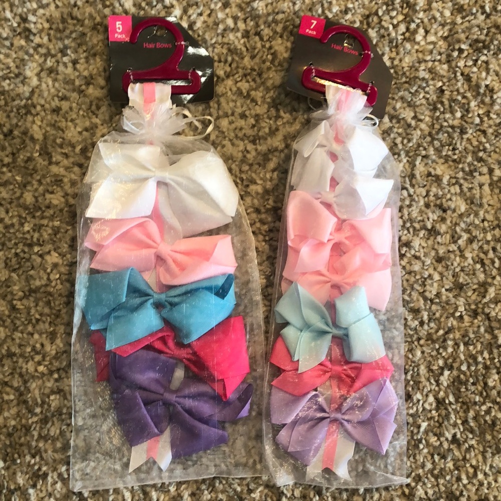 NEW! Multi Pk Hair Bows and Accessory Hanger 12 Count